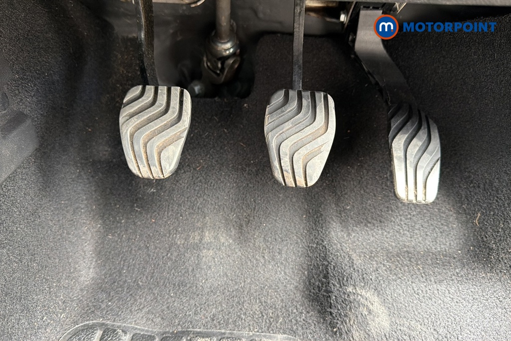 Dacia Duster Comfort Manual Petrol SUV - Stock Number (1642704) - 24th supplementary image