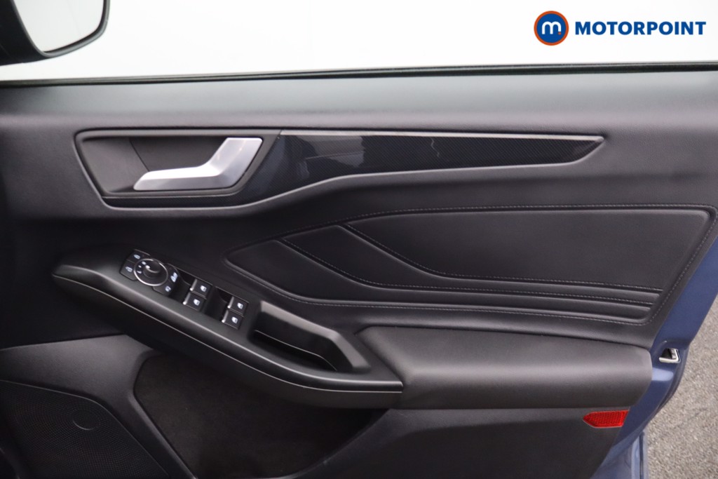 Ford Focus St-Line X Edition Automatic Petrol Hatchback - Stock Number (1642839) - 9th supplementary image