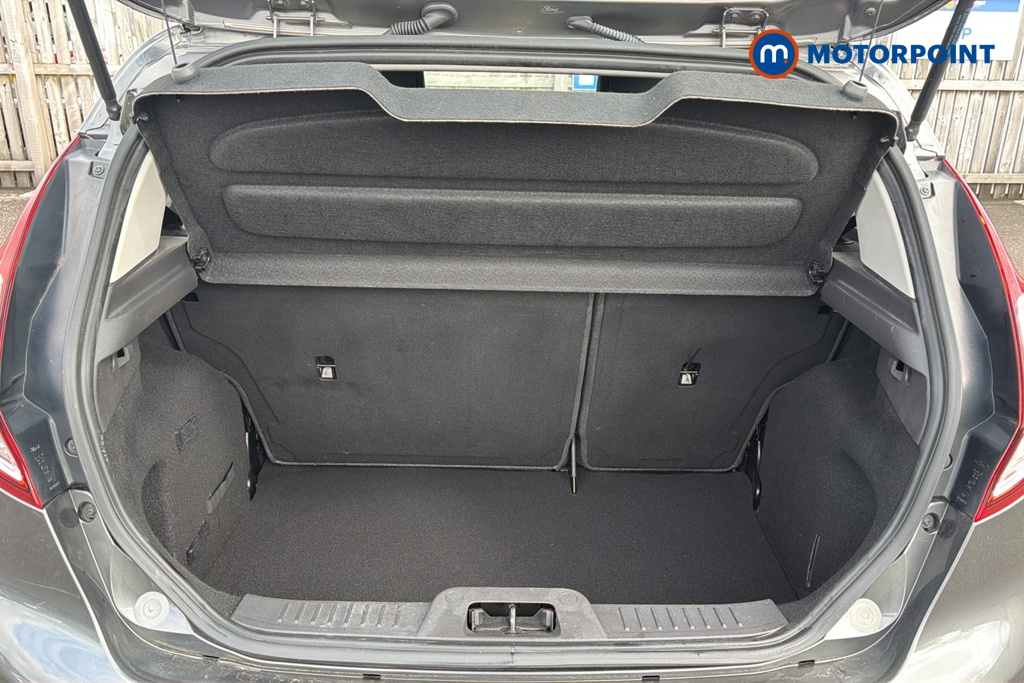 Ford Fiesta Zetec Manual Petrol Hatchback - Stock Number (1642854) - 30th supplementary image