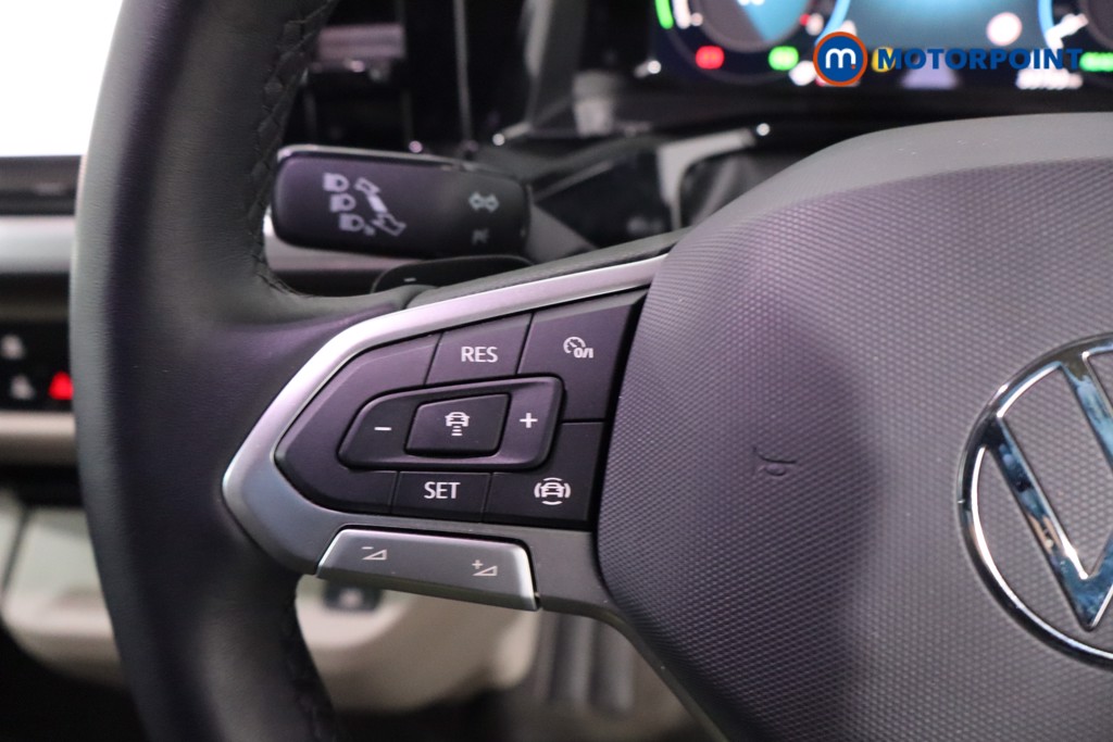 Volkswagen Multivan Life Automatic Petrol Plug-In Hybrid People Carrier - Stock Number (1603231) - 7th supplementary image