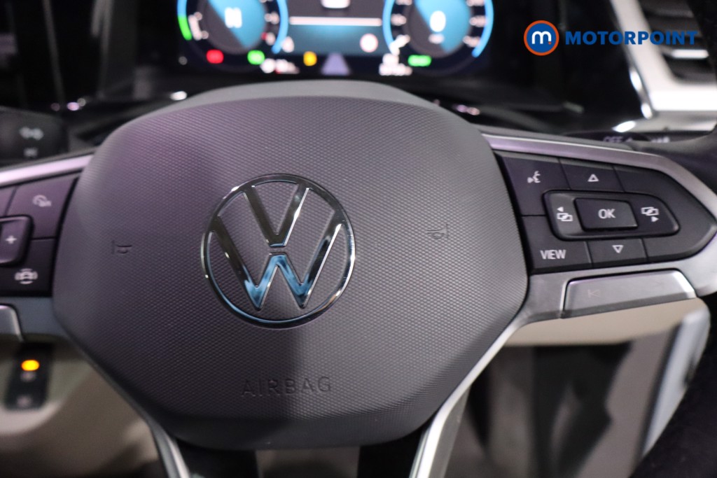 Volkswagen Multivan Life Automatic Petrol Plug-In Hybrid People Carrier - Stock Number (1603231) - 14th supplementary image