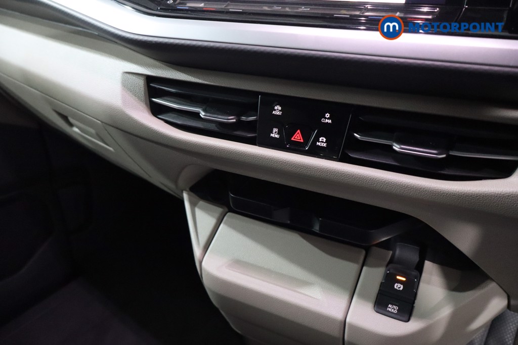 Volkswagen Multivan Life Automatic Petrol Plug-In Hybrid People Carrier - Stock Number (1603231) - 20th supplementary image