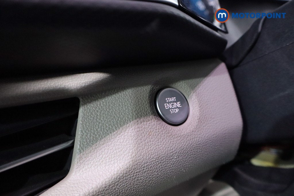Volkswagen Multivan Life Automatic Petrol Plug-In Hybrid People Carrier - Stock Number (1603231) - 22nd supplementary image