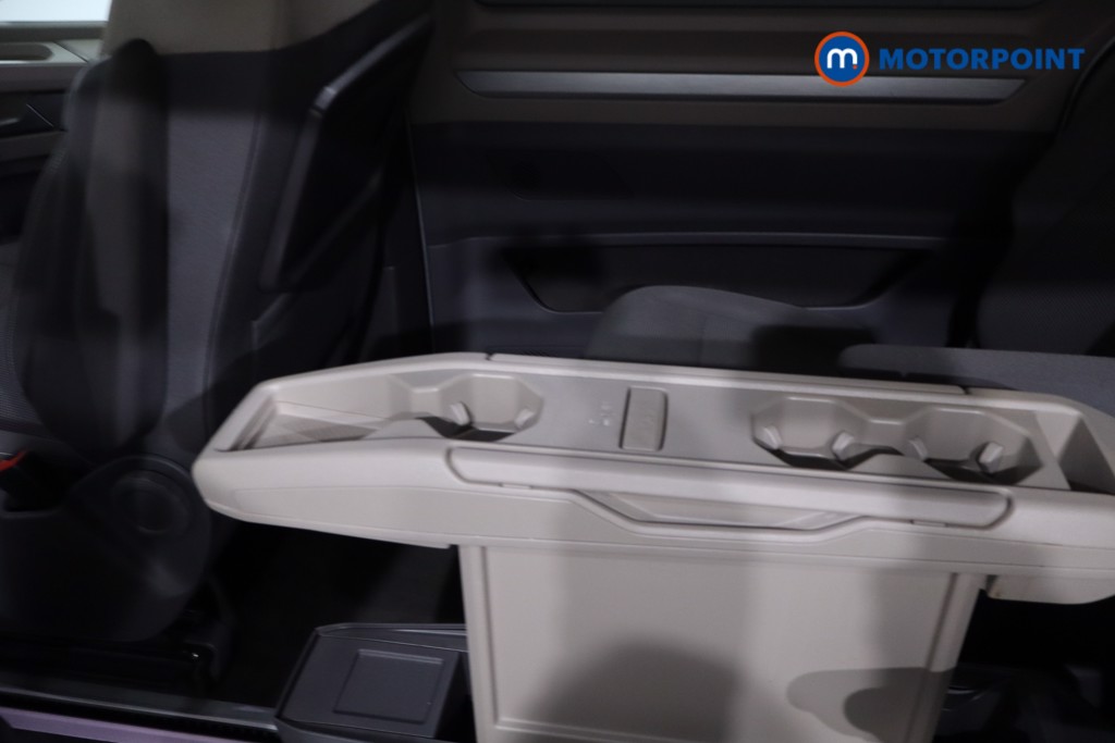 Volkswagen Multivan Life Automatic Petrol Plug-In Hybrid People Carrier - Stock Number (1603231) - 26th supplementary image