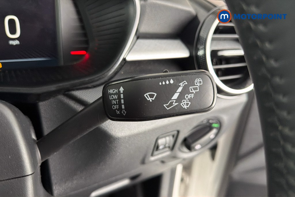 Skoda Fabia Colour Edition Manual Petrol Hatchback - Stock Number (1615081) - 7th supplementary image