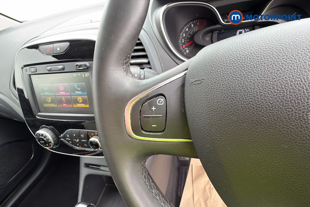 Renault Captur Iconic Automatic Petrol SUV - Stock Number (1617516) - 3rd supplementary image