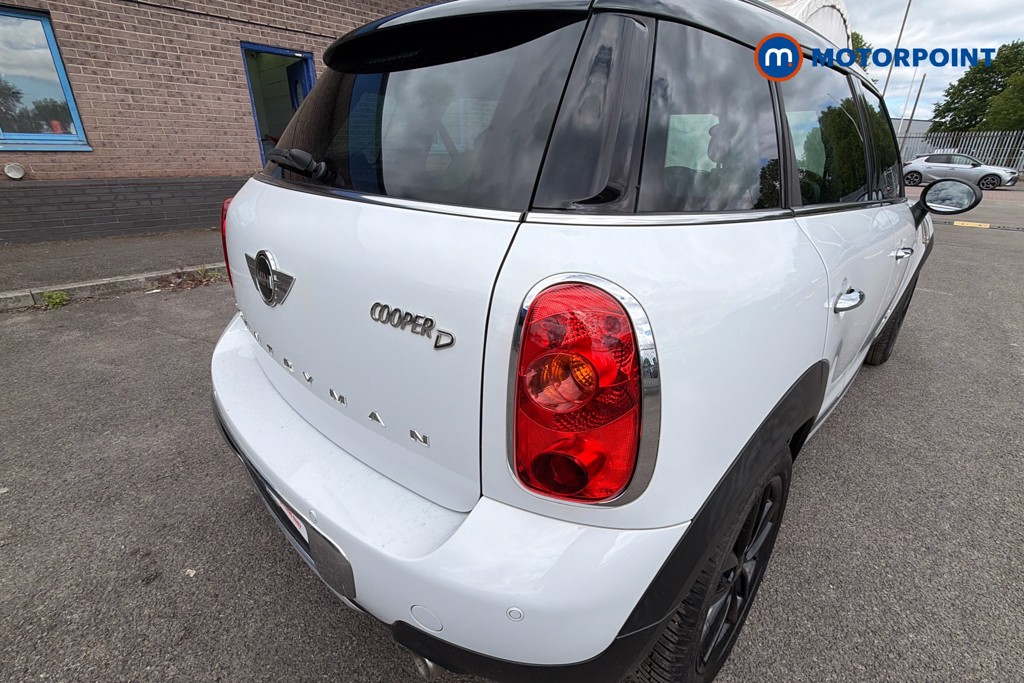 Mini Countryman Cooper Manual Diesel Hatchback - Stock Number (1619063) - 37th supplementary image