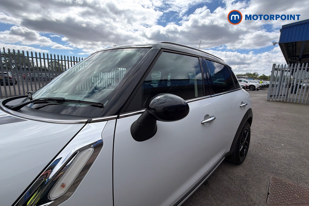 Mini Countryman Cooper Manual Diesel Hatchback - Stock Number (1619063) - 43rd supplementary image