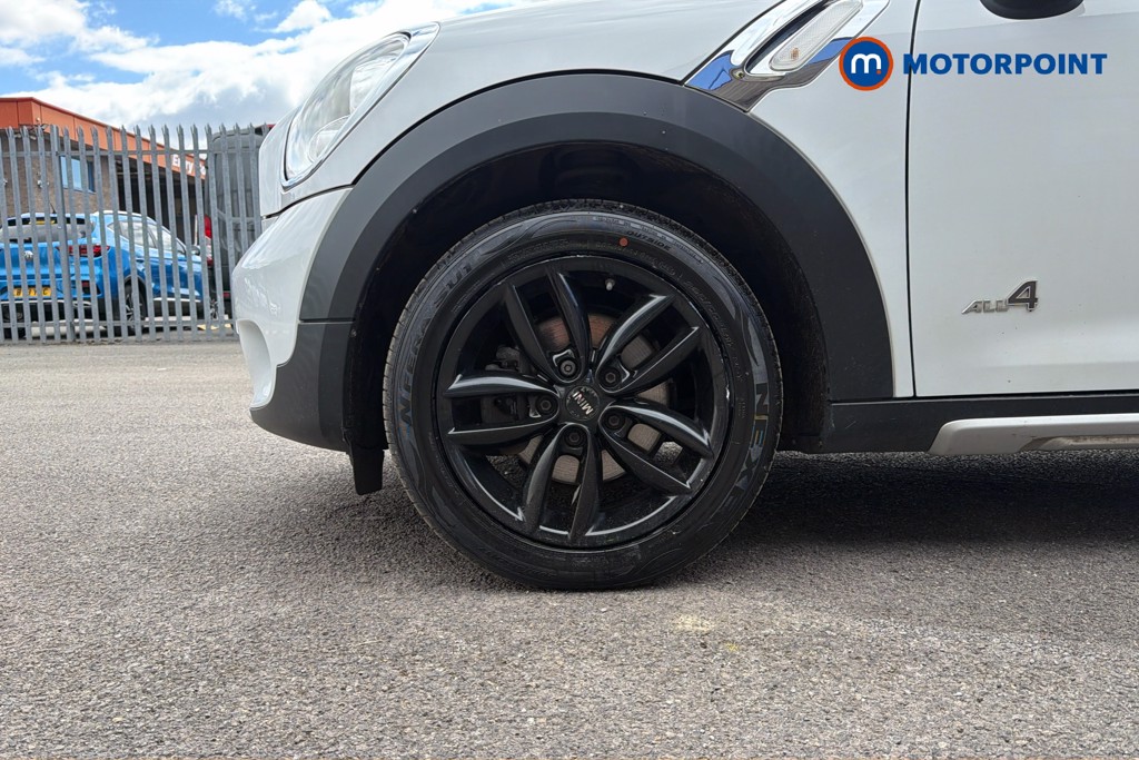 Mini Countryman Cooper Manual Diesel Hatchback - Stock Number (1619063) - 47th supplementary image