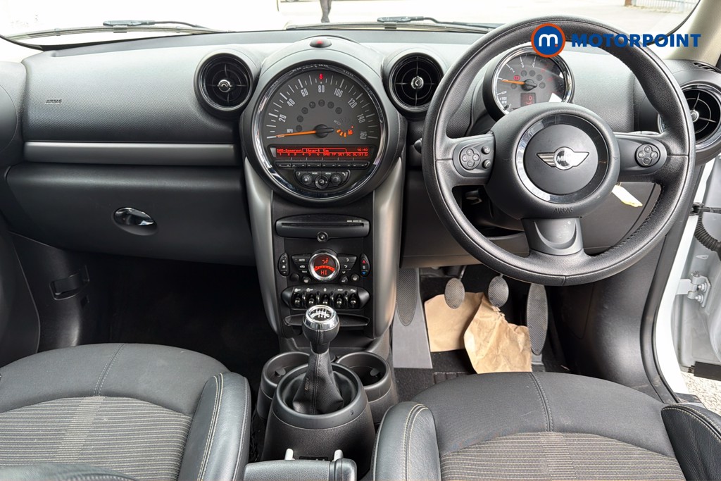 Mini Countryman Cooper Manual Diesel Hatchback - Stock Number (1619063) - 1st supplementary image
