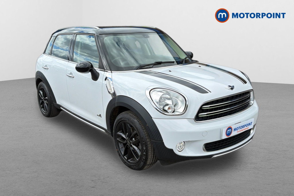Mini Countryman Cooper Manual Diesel Hatchback - Stock Number (1619063) - Drivers side front corner