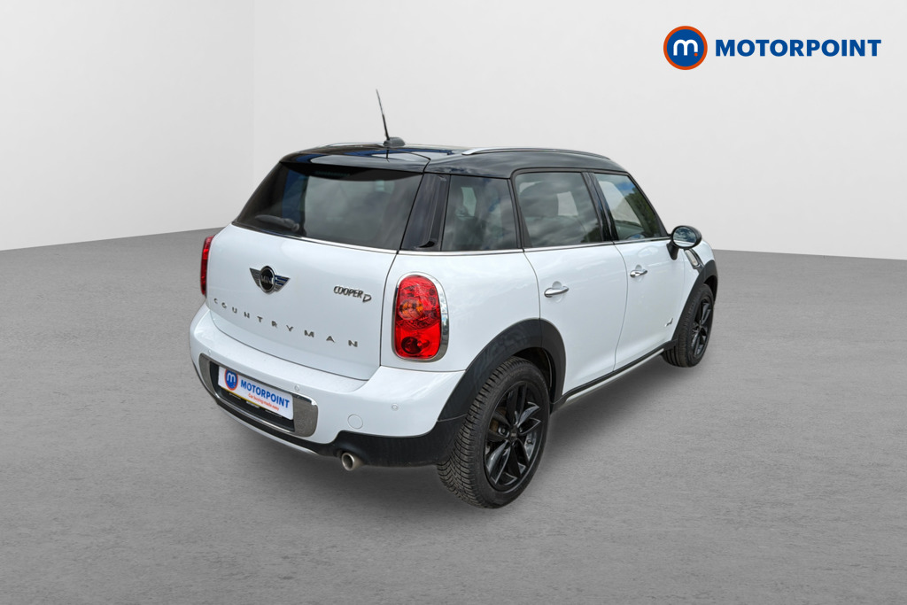 Mini Countryman Cooper Manual Diesel Hatchback - Stock Number (1619063) - Drivers side rear corner