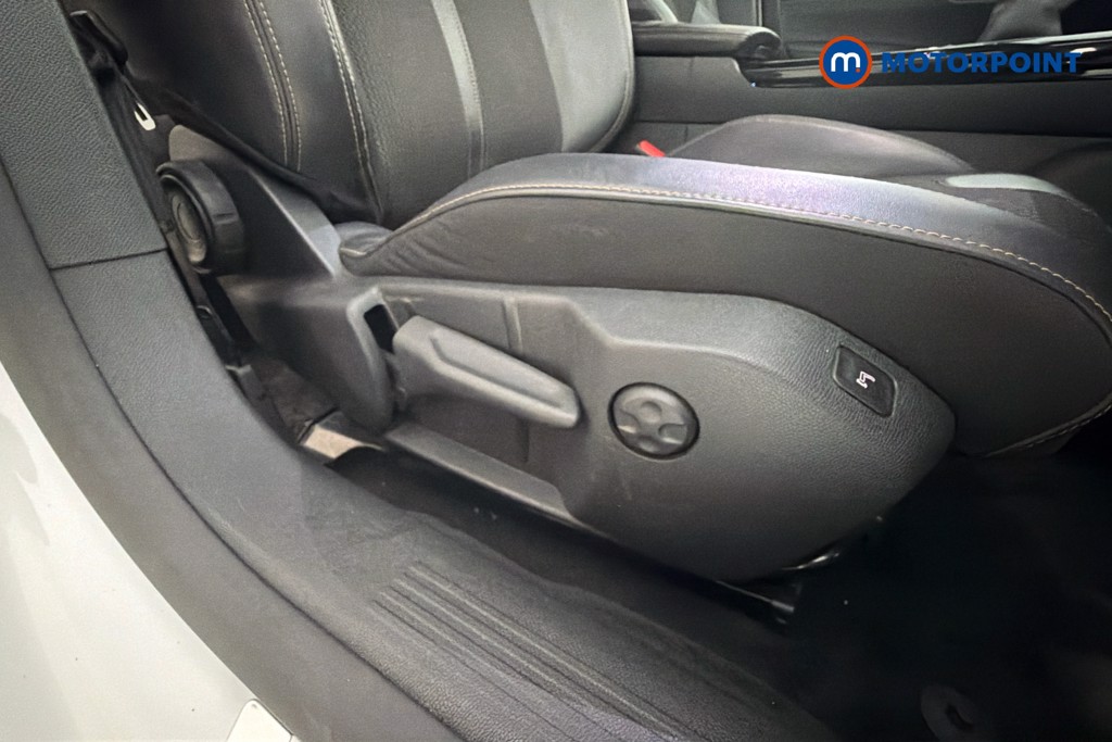 Peugeot 508 Gt Line Manual Diesel Hatchback - Stock Number (1624411) - 25th supplementary image