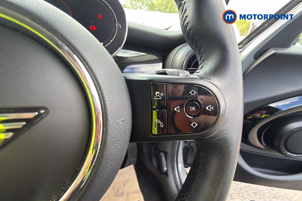 Mini Hatchback Cooper Classic Manual Petrol Hatchback - Stock Number (1625063) - 4th supplementary image