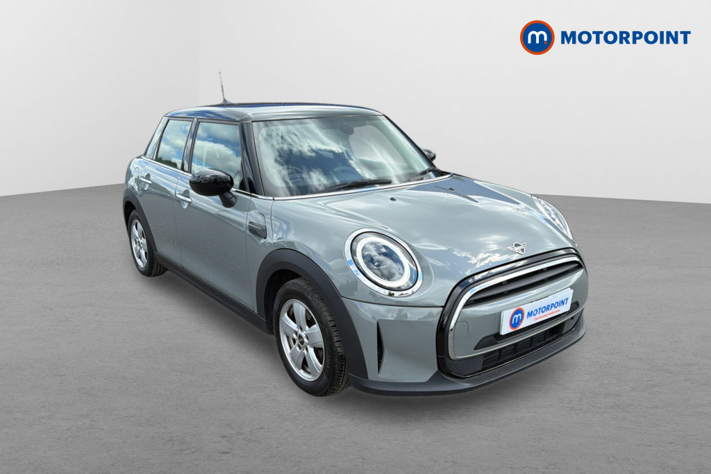 Mini Hatchback Cooper Classic Manual Petrol Hatchback - Stock Number (1625063) - Drivers side front corner