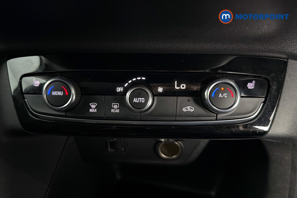 Vauxhall Corsa Elite Nav Premium Manual Petrol Hatchback - Stock Number (1626000) - 12th supplementary image