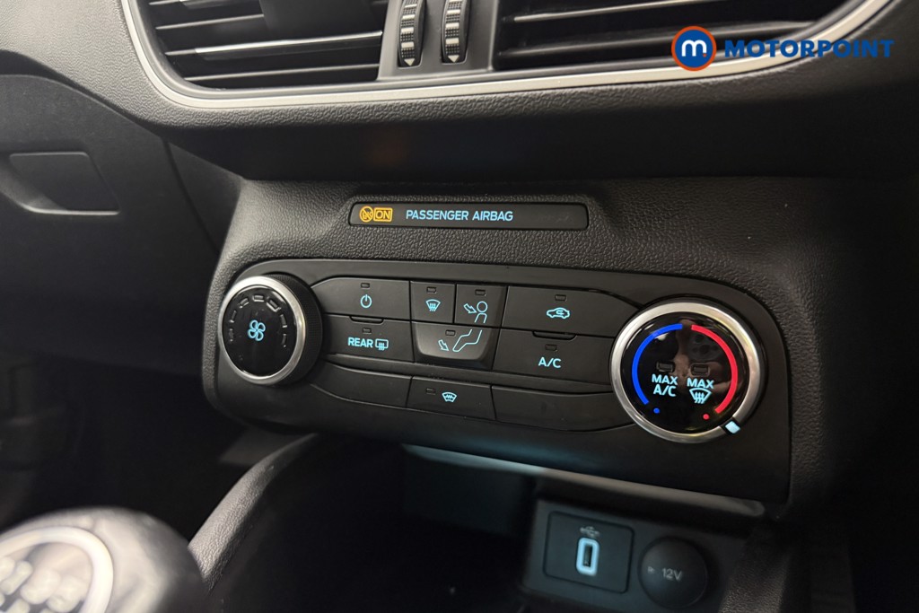 Ford Focus Zetec Manual Diesel Hatchback - Stock Number (1629442) - 12th supplementary image