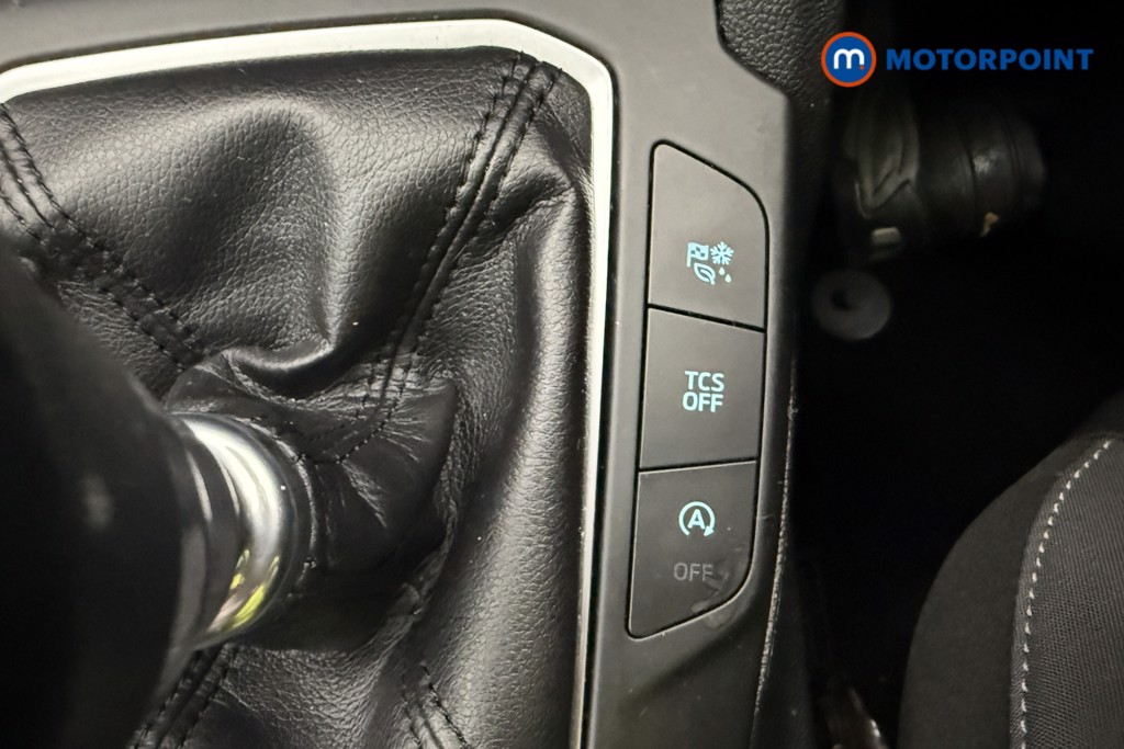 Ford Focus Zetec Manual Diesel Hatchback - Stock Number (1629442) - 14th supplementary image