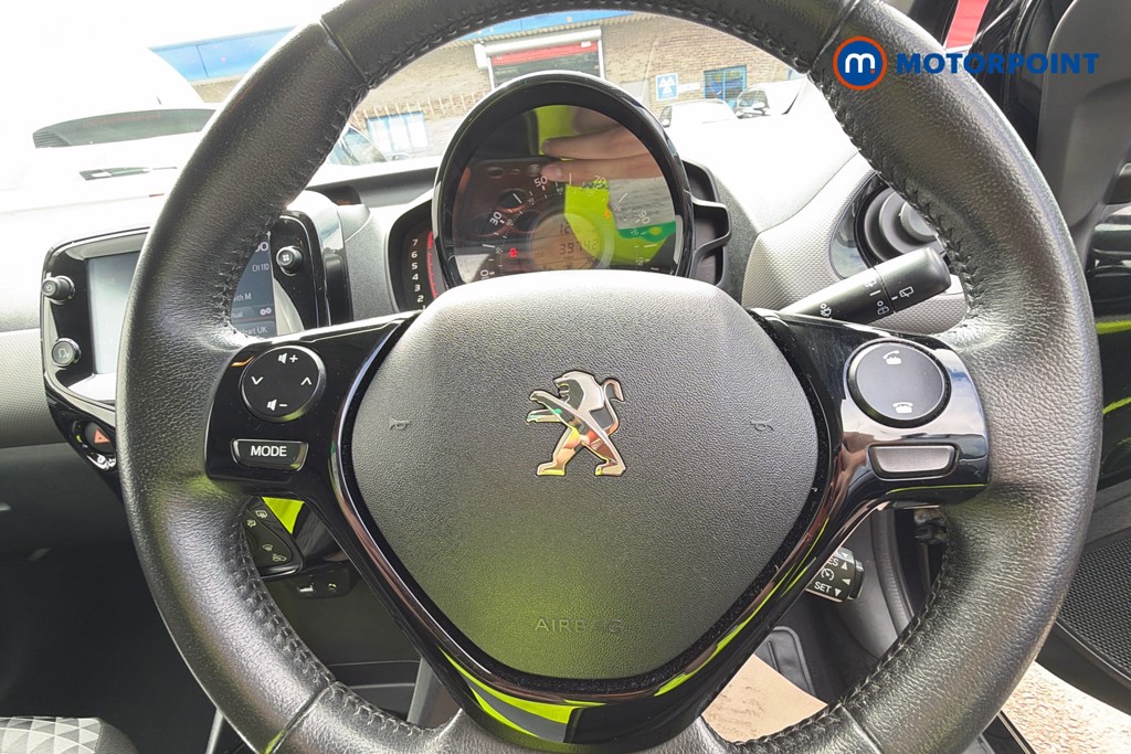 Peugeot 108 Allure Manual Petrol Hatchback - Stock Number (1632764) - 5th supplementary image