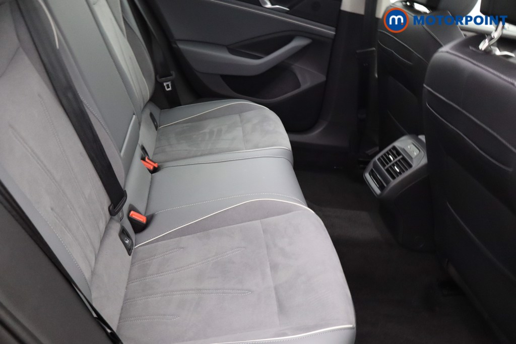 Volkswagen Passat Life Automatic Petrol Plug-In Hybrid Estate - Stock Number (1632903) - 7th supplementary image