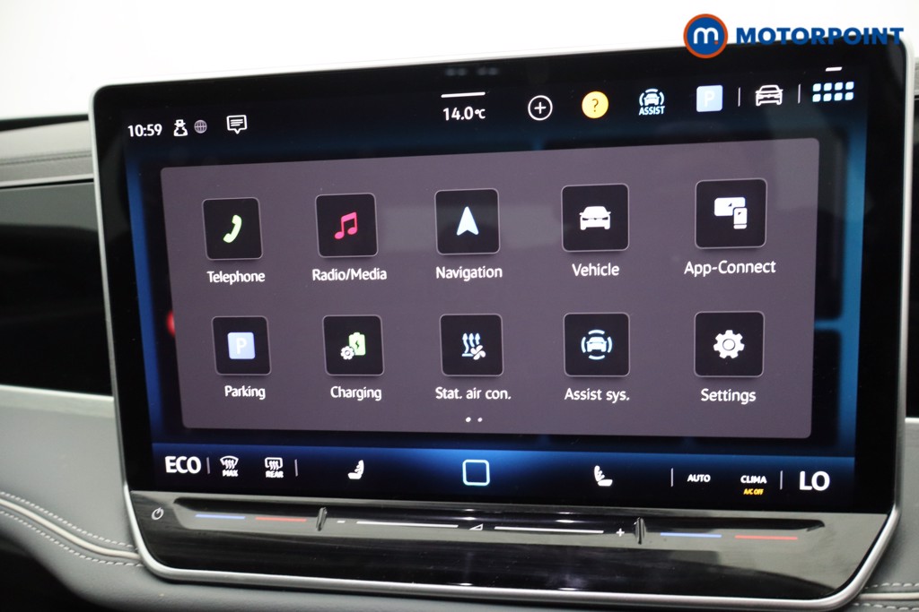 Volkswagen Passat Life Automatic Petrol Plug-In Hybrid Estate - Stock Number (1632903) - 20th supplementary image