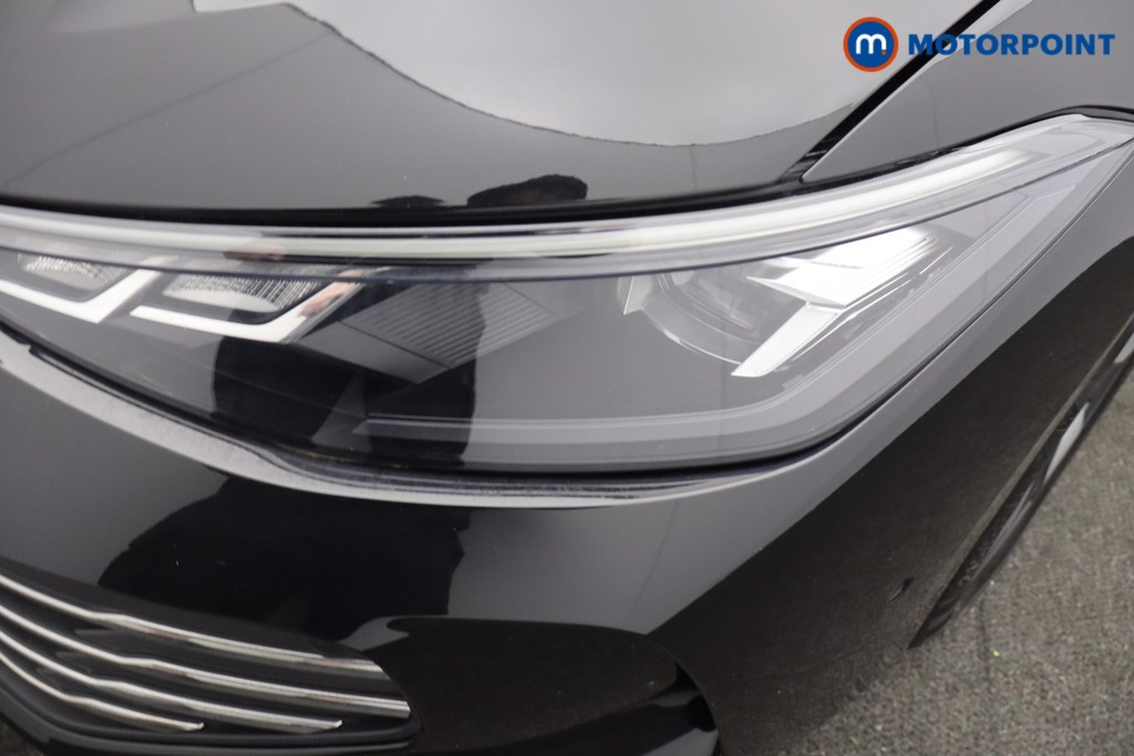 Volkswagen Passat Life Automatic Petrol Plug-In Hybrid Estate - Stock Number (1632903) - 25th supplementary image