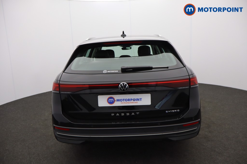 Volkswagen Passat Life Automatic Petrol Plug-In Hybrid Estate - Stock Number (1632903) - 1st supplementary image