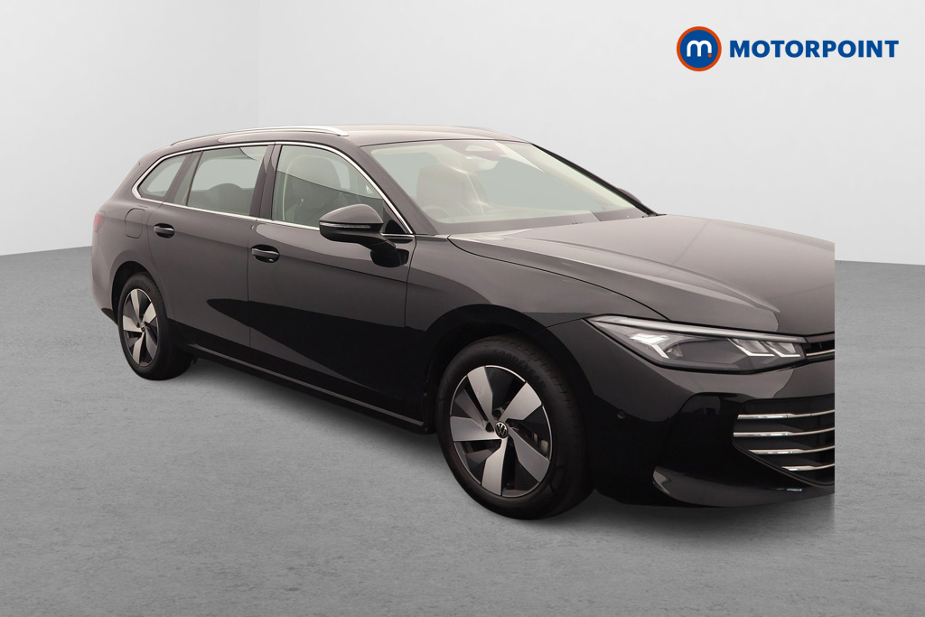 Volkswagen Passat Life Automatic Petrol Plug-In Hybrid Estate - Stock Number (1632903) - Drivers side front corner