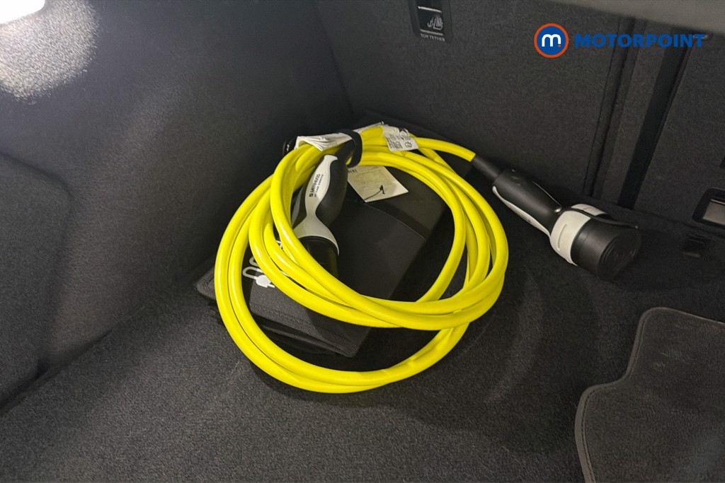 Volkswagen Passat Life Automatic Petrol Plug-In Hybrid Estate - Stock Number (1632915) - 34th supplementary image