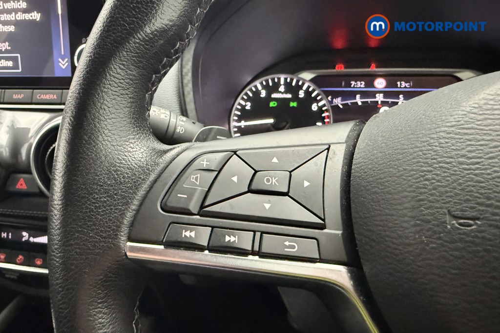 Nissan Juke Tekna Automatic Petrol SUV - Stock Number (1634323) - 7th supplementary image