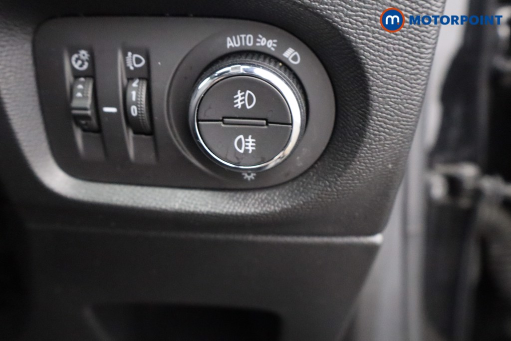 Vauxhall Corsa GS Manual Petrol Hatchback - Stock Number (1634700) - 12th supplementary image