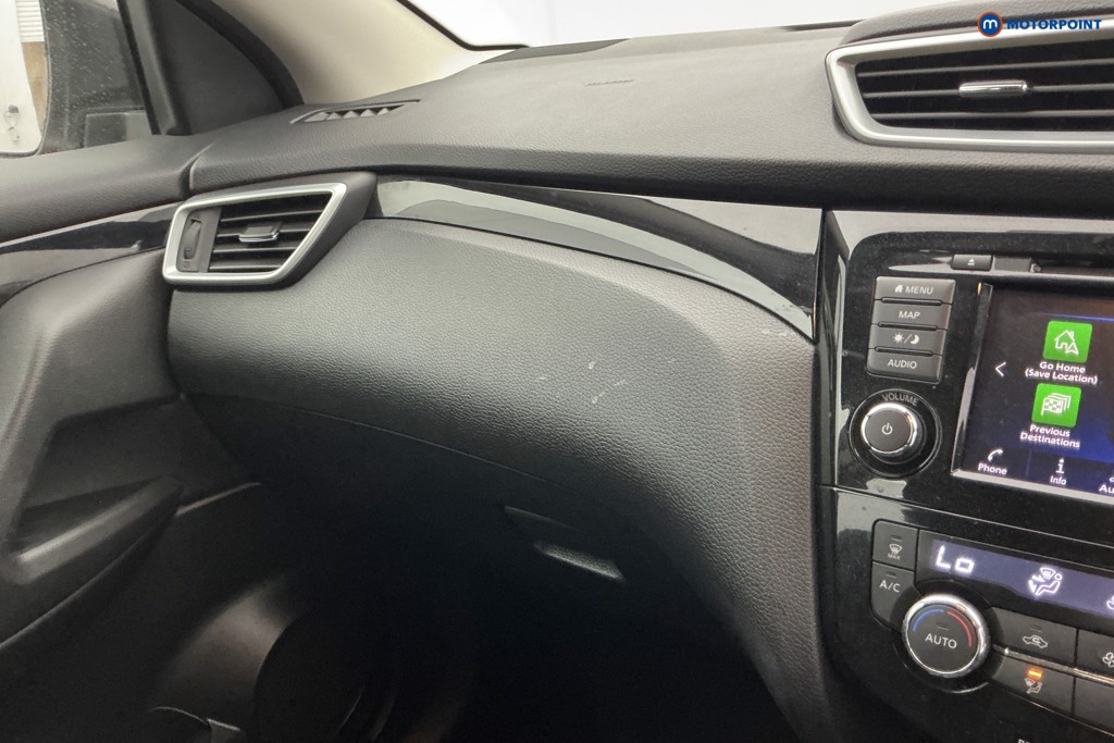 Nissan Qashqai Acenta Premium Manual Petrol SUV - Stock Number (1635142) - 18th supplementary image