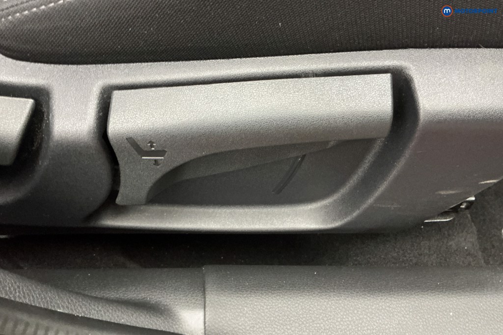 Nissan Qashqai Acenta Premium Manual Petrol SUV - Stock Number (1635142) - 23rd supplementary image