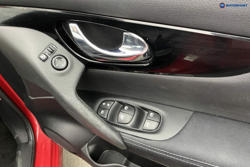 Nissan Qashqai Acenta Premium Manual Petrol SUV - Stock Number (1635142) - 25th supplementary image