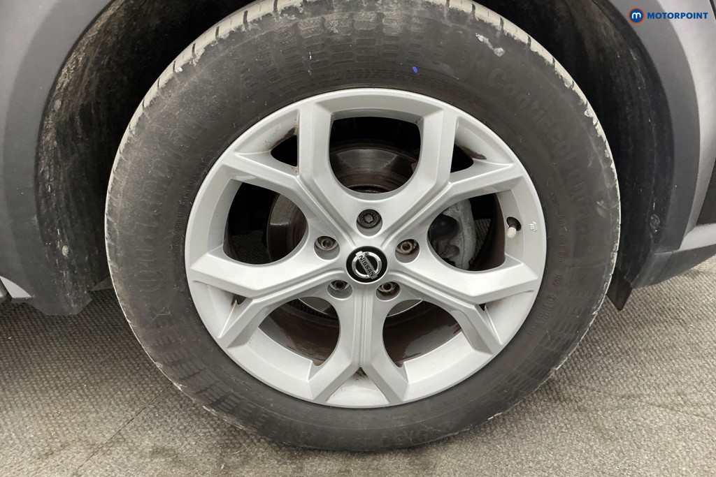 Nissan Juke N-Connecta Manual Petrol SUV - Stock Number (1635157) - 33rd supplementary image