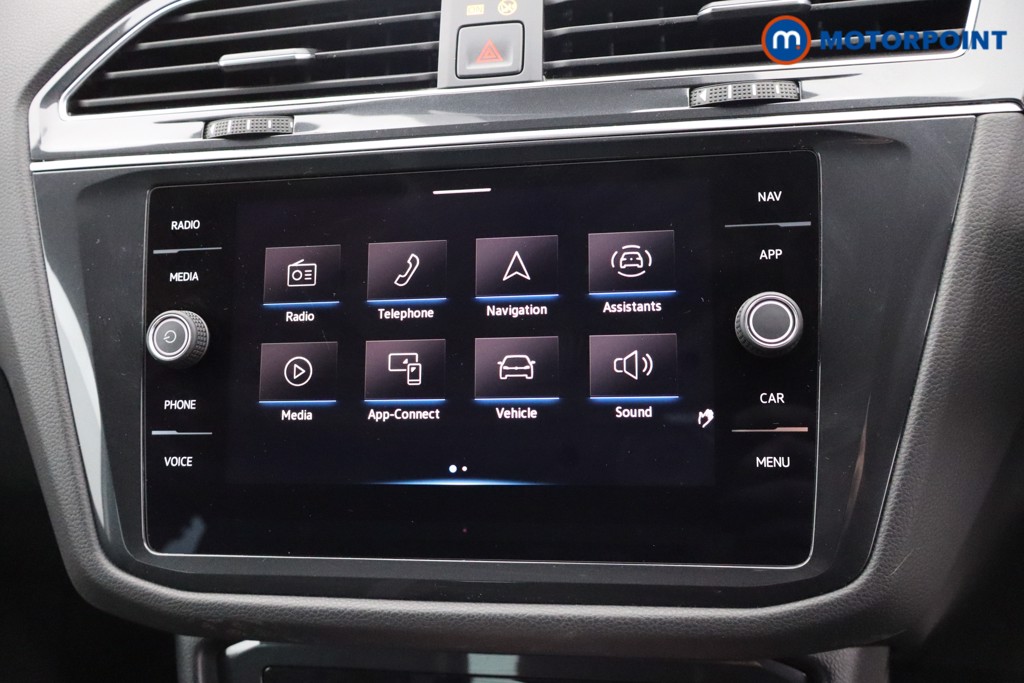 Volkswagen Tiguan R-Line Automatic Petrol SUV - Stock Number (1635219) - 23rd supplementary image