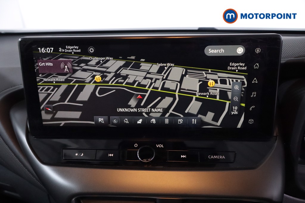 Nissan Juke N-Connecta Manual Petrol SUV - Stock Number (1635834) - 2nd supplementary image