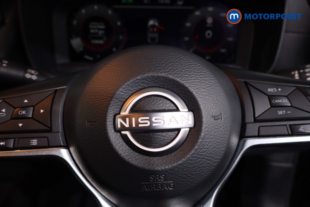 Nissan Juke N-Connecta Manual Petrol SUV - Stock Number (1635834) - 13th supplementary image