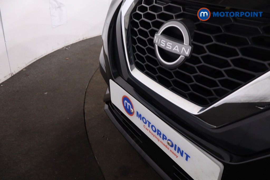 Nissan Juke N-Connecta Manual Petrol SUV - Stock Number (1635834) - 26th supplementary image