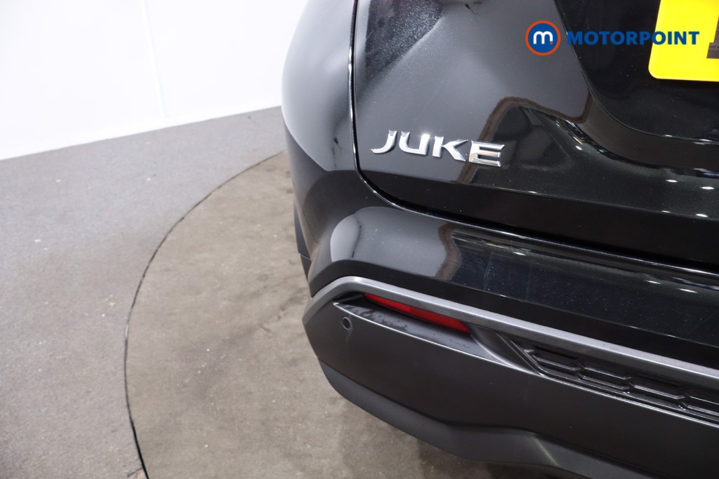 Nissan Juke N-Connecta Manual Petrol SUV - Stock Number (1635834) - 34th supplementary image