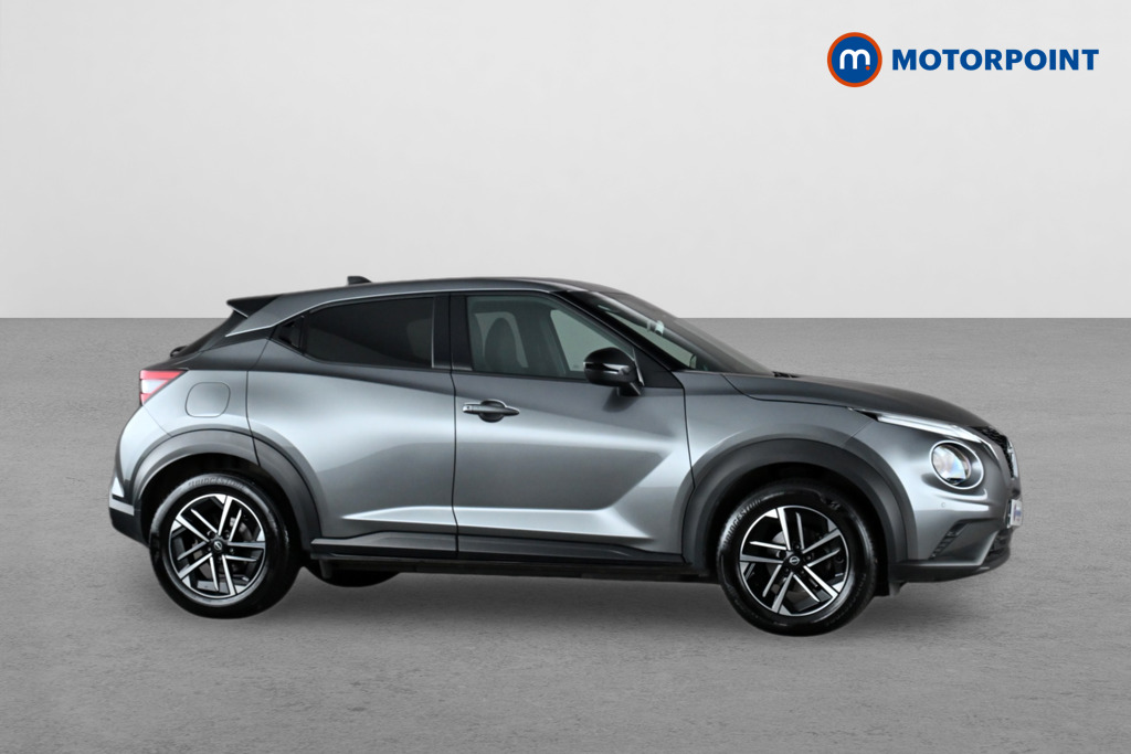 Nissan Juke N-Connecta Manual Petrol SUV - Stock Number (1635874) - Drivers side
