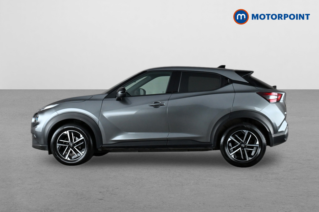 Nissan Juke N-Connecta Manual Petrol SUV - Stock Number (1635874) - Passenger side