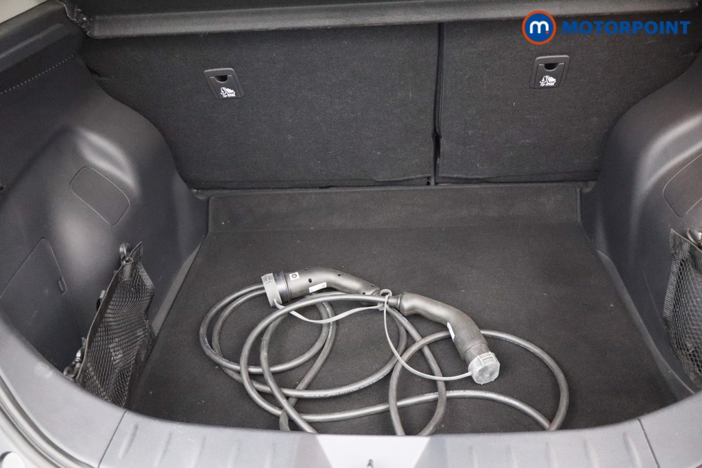 Nissan Leaf N-Connecta Automatic Electric Hatchback - Stock Number (1635875) - 6th supplementary image