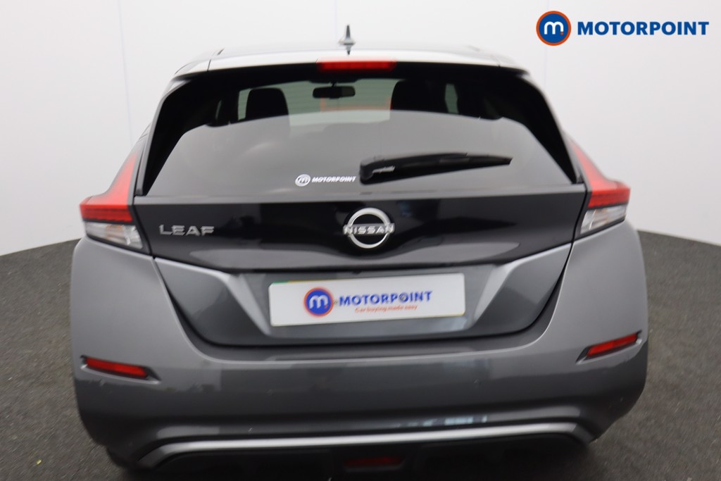 Nissan Leaf N-Connecta Automatic Electric Hatchback - Stock Number (1635875) - 1st supplementary image