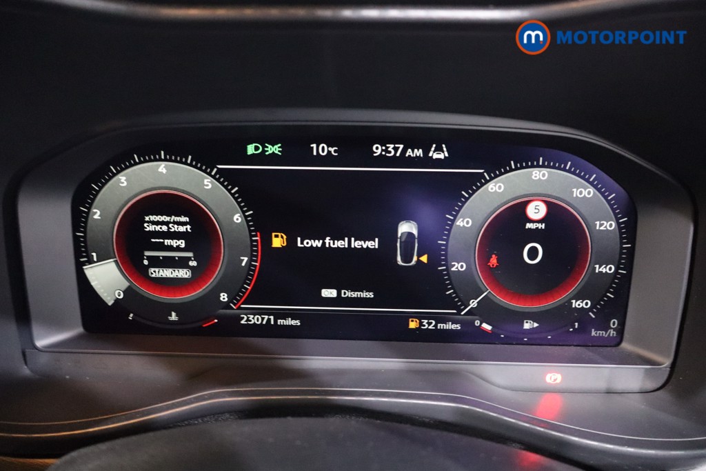 Nissan Juke N-Connecta Manual Petrol SUV - Stock Number (1635888) - 16th supplementary image