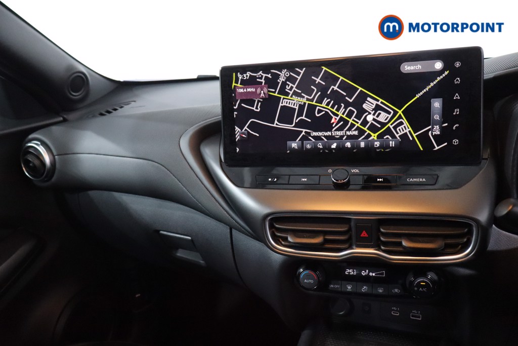 Nissan Juke N-Connecta Manual Petrol SUV - Stock Number (1635888) - 20th supplementary image