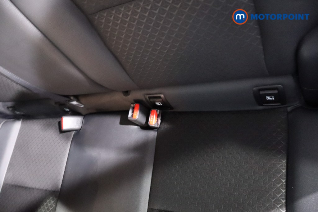 Nissan Juke N-Connecta Manual Petrol SUV - Stock Number (1635888) - 24th supplementary image