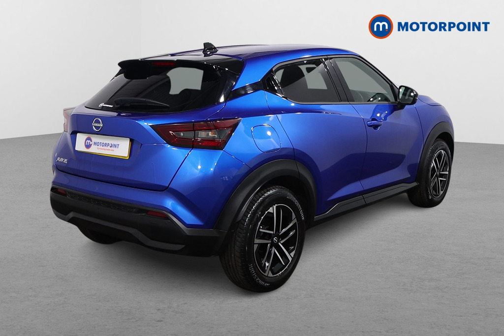 Nissan Juke N-Connecta Manual Petrol SUV - Stock Number (1635888) - Drivers side rear corner