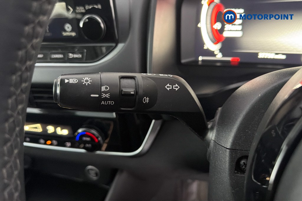 Nissan Qashqai N-Connecta Automatic Petrol SUV - Stock Number (1636102) - 6th supplementary image