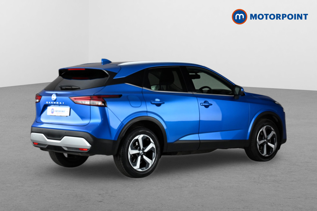 Nissan Qashqai N-Connecta Automatic Petrol SUV - Stock Number (1636102) - Drivers side rear corner